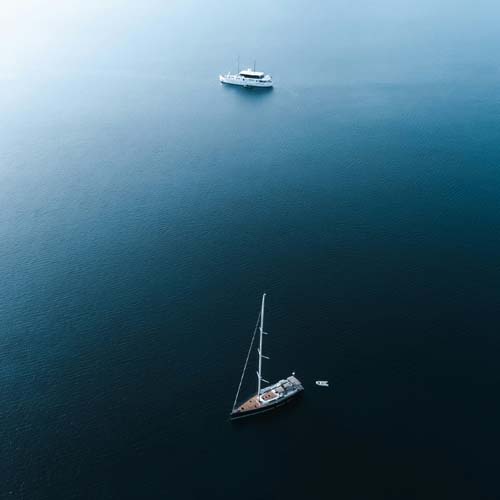 Outdoors ambience recorded from a moored Bavaria 36 sailing boat, ropes and flag flapping are heard recorded with DPA 4060 and Neumann KM184 pairs 02 Main Image